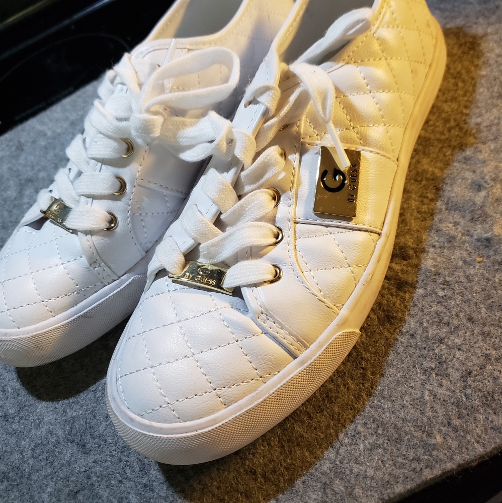 Sold Guess shoes!